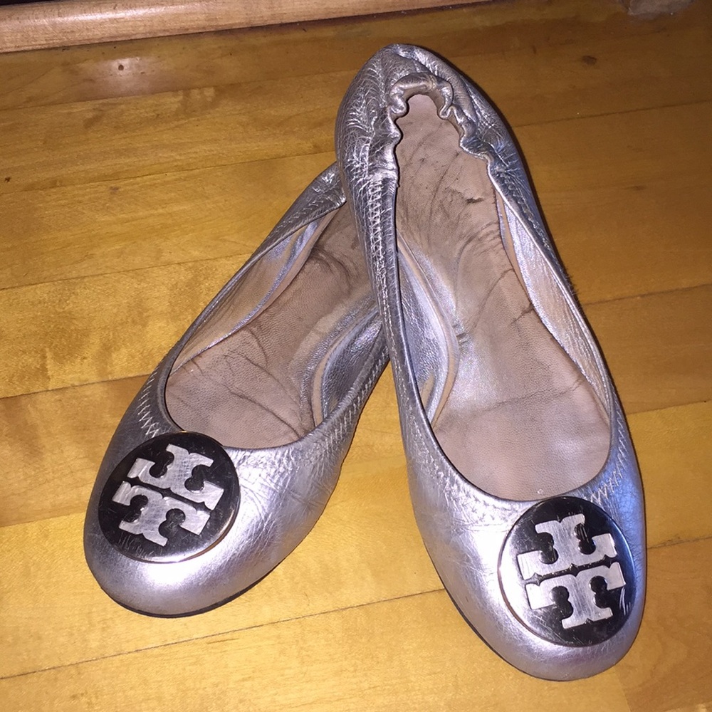 Tory Burch Flats Silver size 7 leather upper